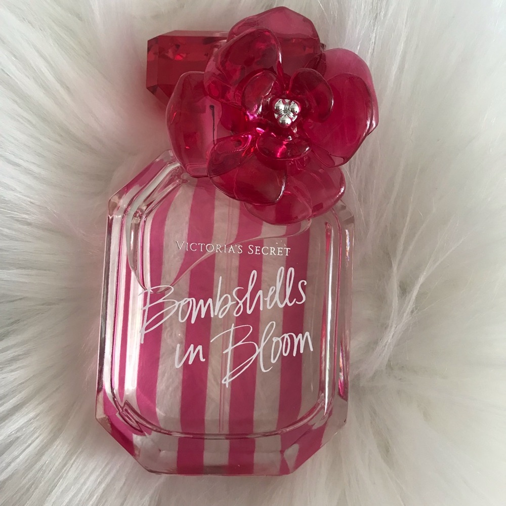 NWB Victoria Secret Bombshell In Bloom Fragrance